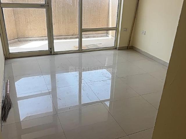 2 BHK Apartment in Sector 70A for resale Gurgaon. The reference number is 20229205