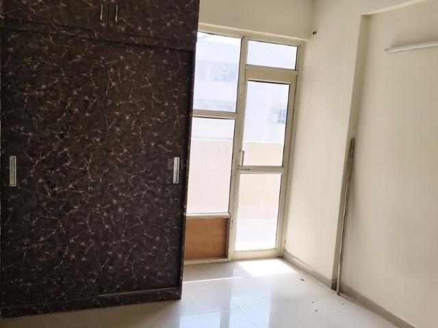 2 BHK Apartment in Sector 70A for resale Gurgaon. The reference number is 20397954