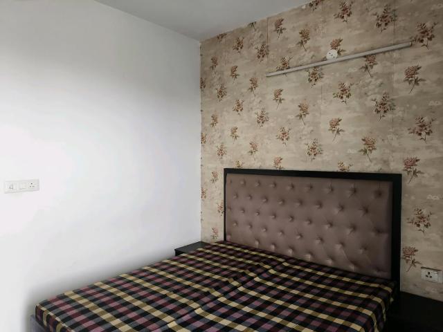 2 BHK Apartment in Sector 71 for rent Gurgaon. The reference number is 19835790