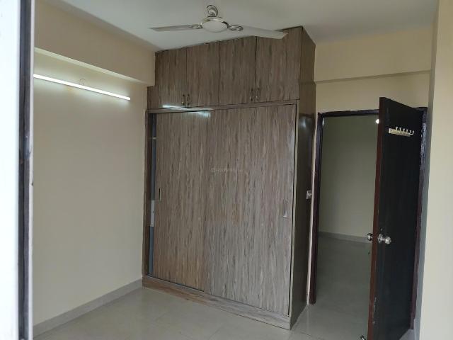 2 BHK Apartment in Sector 71 for rent Gurgaon. The reference number is 19899585