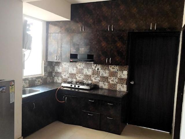 2 BHK Apartment in Sector 71 for rent Gurgaon. The reference number is 19320485