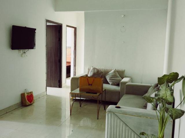 2 BHK Apartment in Sector 71 for rent Gurgaon. The reference number is 20529988