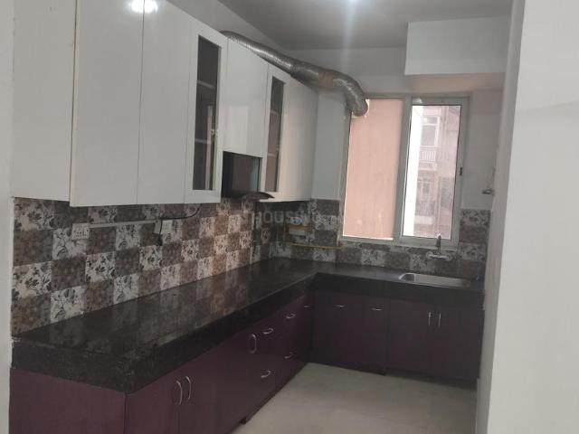 2 BHK Apartment in Sector 71 for resale Gurgaon. The reference number is 19322049