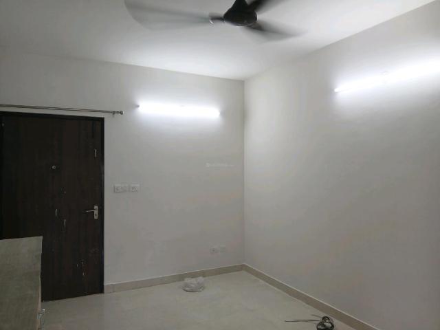 2 BHK Apartment in Sector 71 for resale Gurgaon. The reference number is 20167470