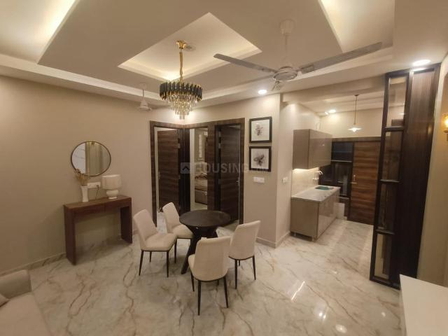 2 BHK Apartment in Sector 72 for resale Noida. The reference number is 20075595