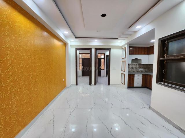 2 BHK Apartment in Sector 72 for resale Noida. The reference number is 21006451