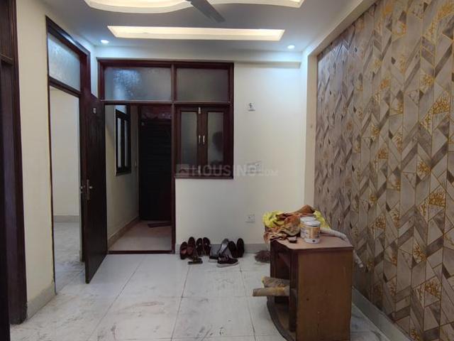 2 BHK Apartment in Sector 73 for rent Noida. The reference number is 20755748