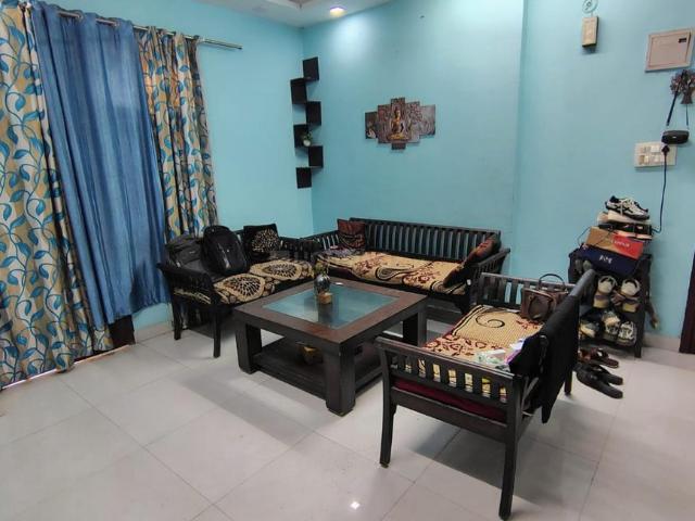2 BHK Apartment in Sector 73 for rent Noida. The reference number is 20892389