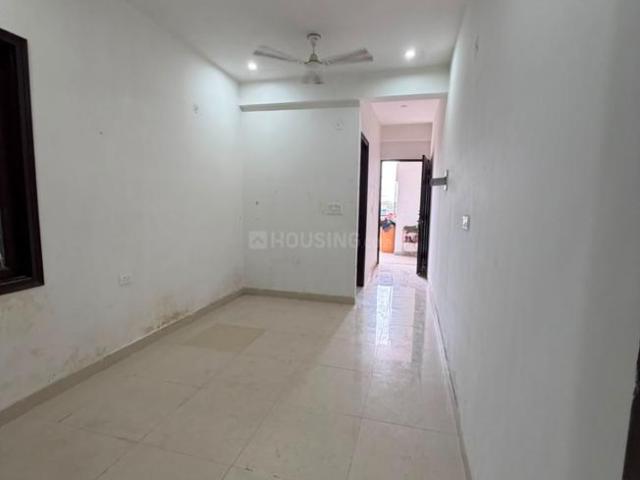 2 BHK Apartment in Sector 73 for rent Noida. The reference number is 20987282