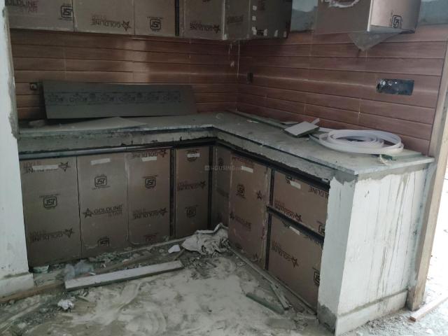 2 BHK Apartment in Sector 73 for resale Noida. The reference number is 17655861