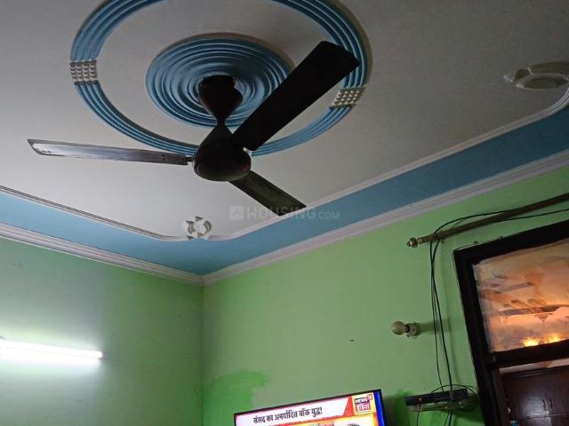 2 BHK Apartment in Sector 73 for resale Noida. The reference number is 19502981