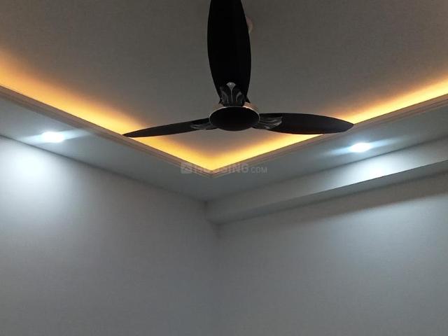2 BHK Apartment in Sector 73 for resale Noida. The reference number is 19538137