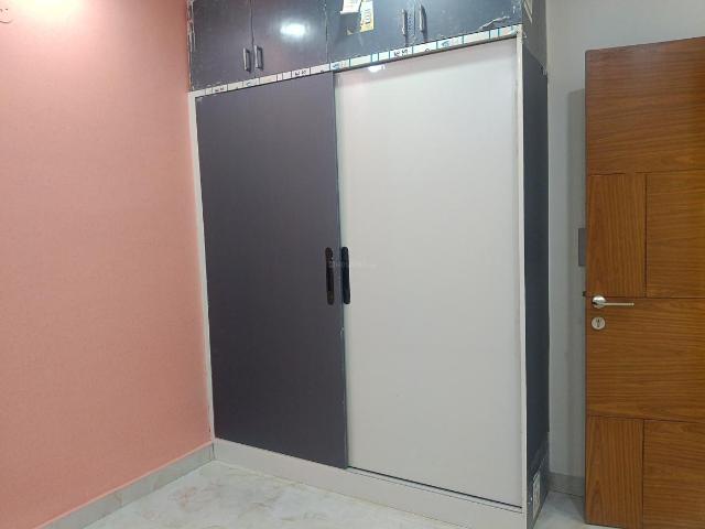 2 BHK Apartment in Sector 73 for resale Noida. The reference number is 19553252