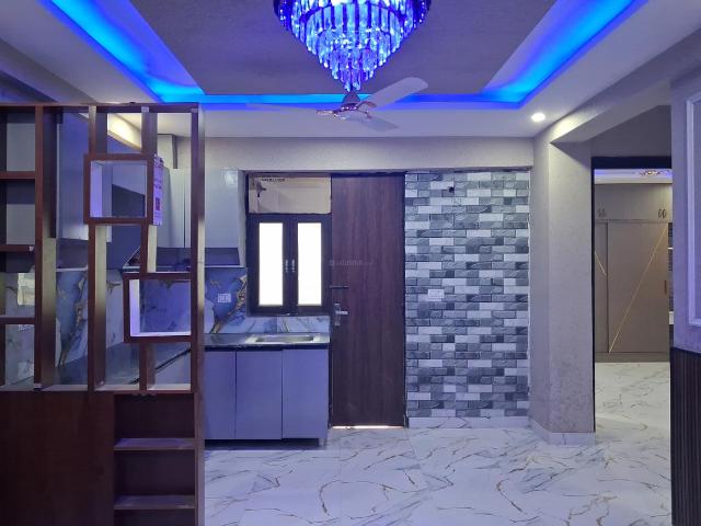 2 BHK Apartment in Sector 73 for resale Noida. The reference number is 19710366