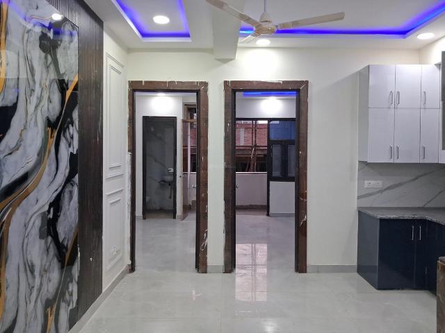 2 BHK Apartment in Sector 73 for resale Noida. The reference number is 19711662