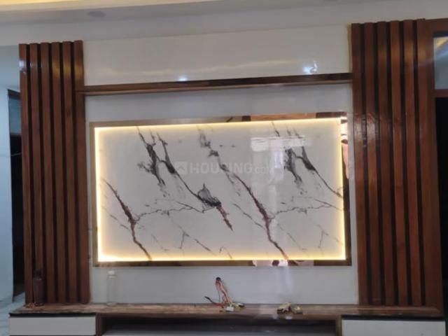 2 BHK Apartment in Sector 73 for resale Noida. The reference number is 19794642