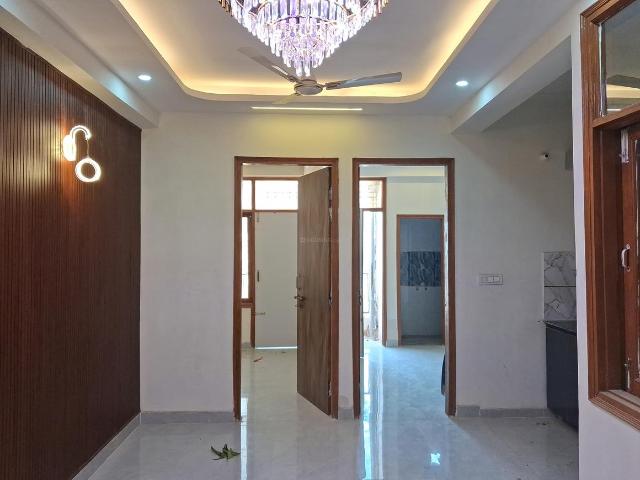 2 BHK Apartment in Sector 73 for resale Noida. The reference number is 19816850