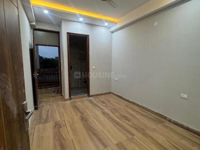 3 BHK Apartment in Sector 73 for resale Noida. The reference number is 19865339