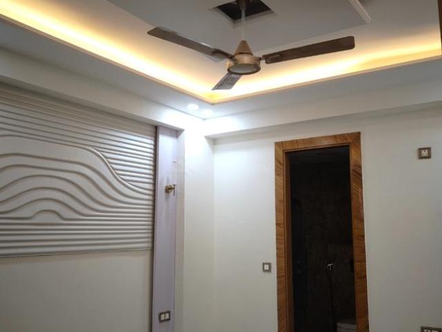 2 BHK Apartment in Sector 73 for resale Noida. The reference number is 19965173