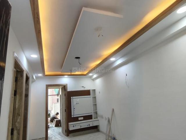 2 BHK Apartment in Sector 73 for resale Noida. The reference number is 19987457