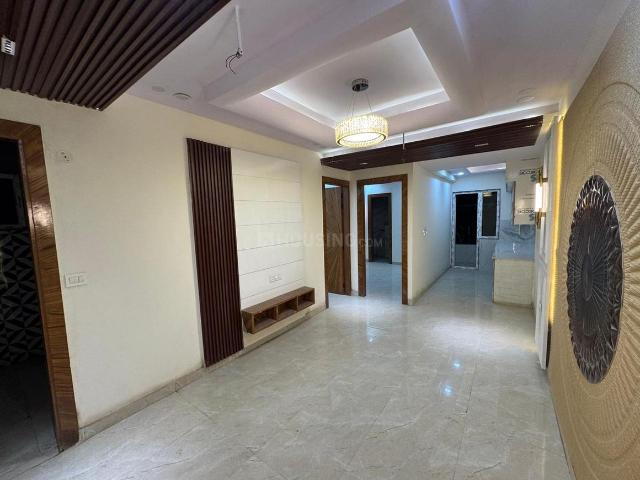 2 BHK Apartment in Sector 73 for resale Noida. The reference number is 19033247