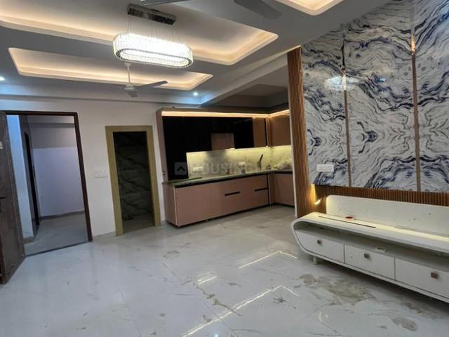 2 BHK Apartment in Sector 73 for resale Noida. The reference number is 20431025