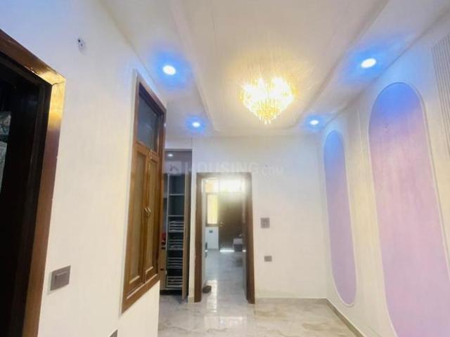2 BHK Apartment in Sector 73 for resale Noida. The reference number is 20475367