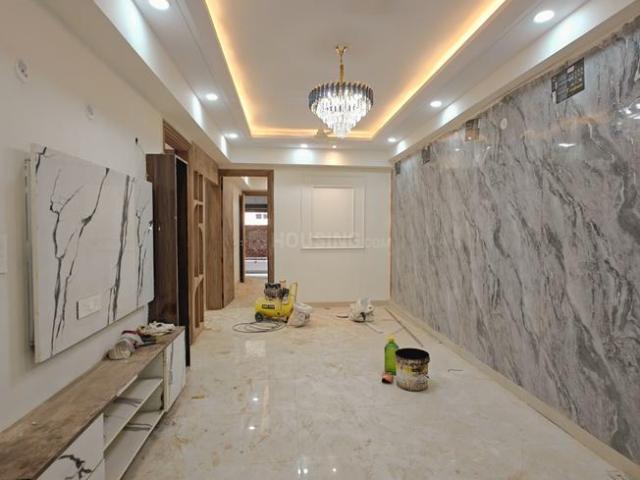 2 BHK Apartment in Sector 73 for resale Noida. The reference number is 20532431