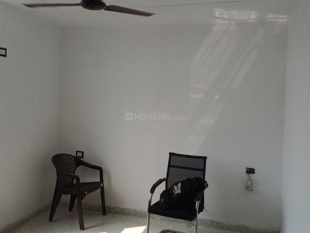 2 BHK Apartment in Sector 73 for resale Noida. The reference number is 20552365