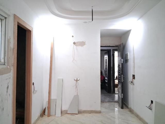 2 BHK Apartment in Sector 73 for resale Noida. The reference number is 20725318