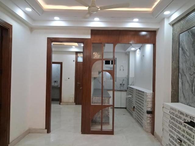 2 BHK Apartment in Sector 73 for resale Noida. The reference number is 20738583