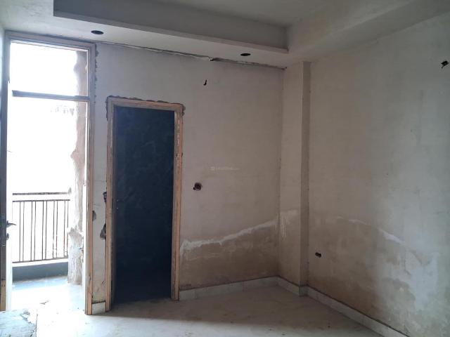 2 BHK Apartment in Sector 73 for resale Noida. The reference number is 20862950