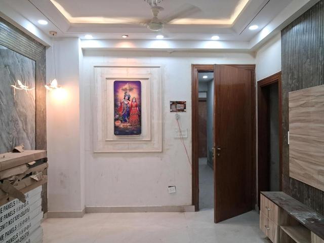 2 BHK Apartment in Sector 73 for resale Noida. The reference number is 20863442
