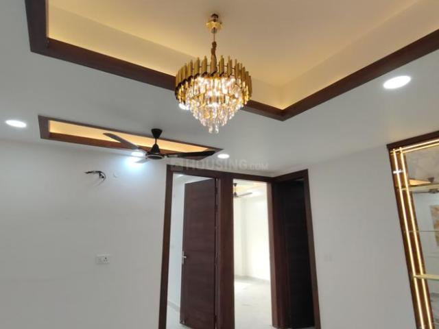 3 BHK Apartment in Sector 73 for resale Noida. The reference number is 20052408