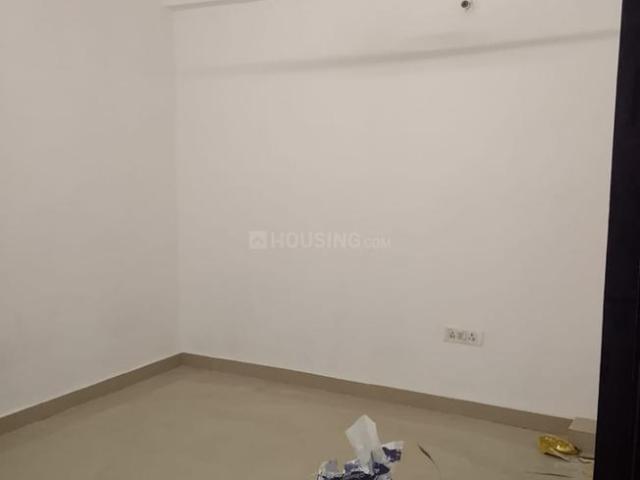 2 BHK Apartment in Sector 73 for resale Noida. The reference number is 20068951