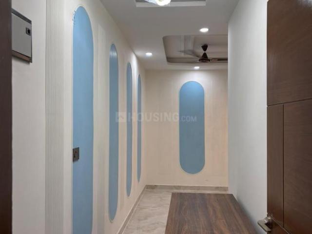 2 BHK Apartment in Sector 73 for resale Noida. The reference number is 20076011