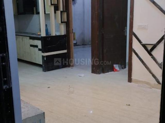 2 BHK Apartment in Sector 73 for resale Noida. The reference number is 20129091