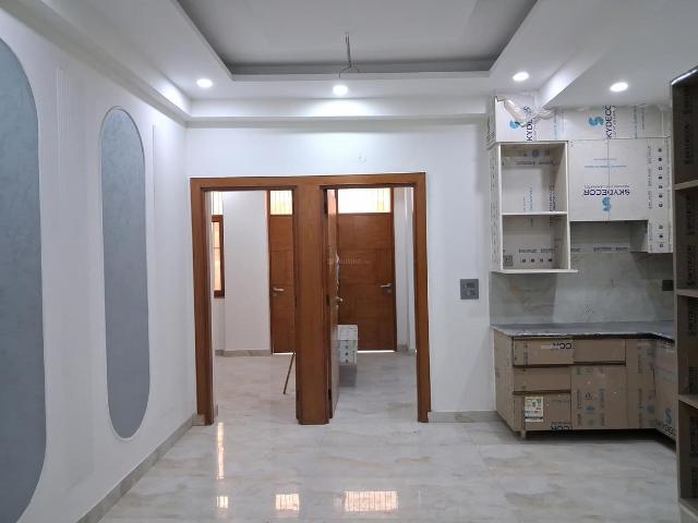 2 BHK Apartment in Sector 73 for resale Noida. The reference number is 20315265