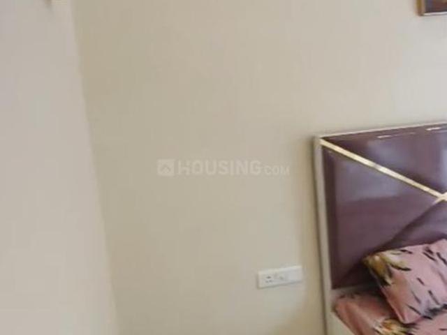 2 BHK Apartment in Sector 73 for resale Noida. The reference number is 20384731