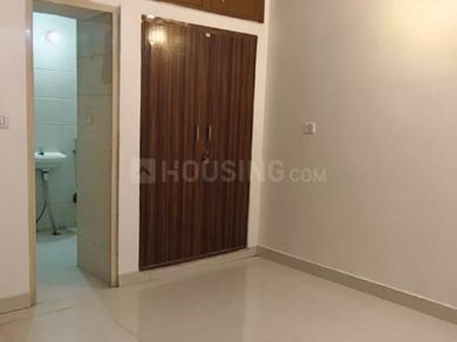 2 BHK Apartment in Sector 7 Dwarka for rent New Delhi. The reference number is 20942744