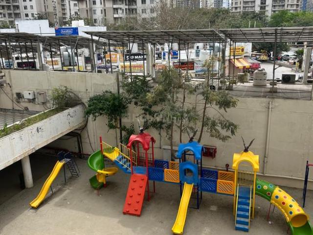 2 BHK Apartment in Sector 84 for resale Gurgaon. The reference number is 19814605