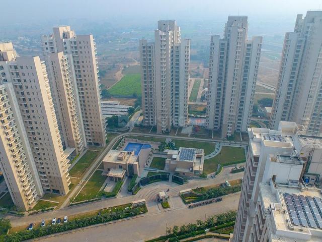 2 BHK Apartment in Sector 84 for resale Gurgaon. The reference number is 20482553