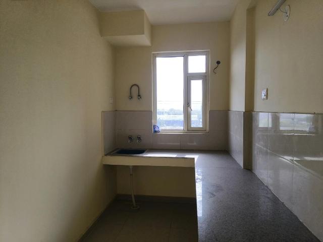 2 BHK Apartment in Sector 85 for rent Gurgaon. The reference number is 17330656