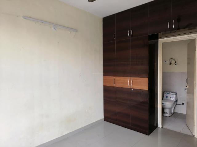 2 BHK Apartment in Sector 85 for rent Gurgaon. The reference number is 19484517