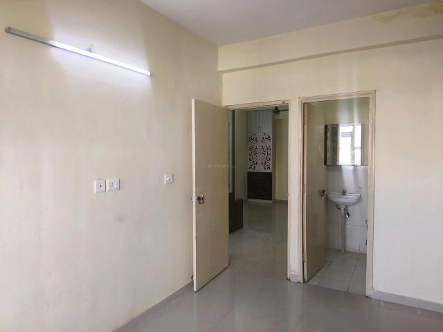 2 BHK Apartment in Sector 85 for rent Gurgaon. The reference number is 19899573