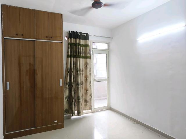 2 BHK Apartment in Sector 85 for rent Gurgaon. The reference number is 20400430