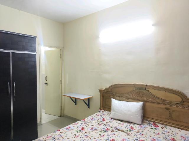2 BHK Apartment in Sector 85 for rent Gurgaon. The reference number is 20400857