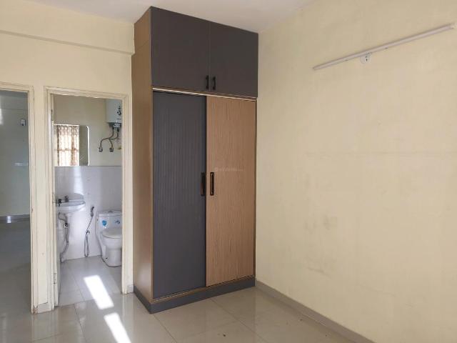 2 BHK Apartment in Sector 85 for rent Gurgaon. The reference number is 20039728