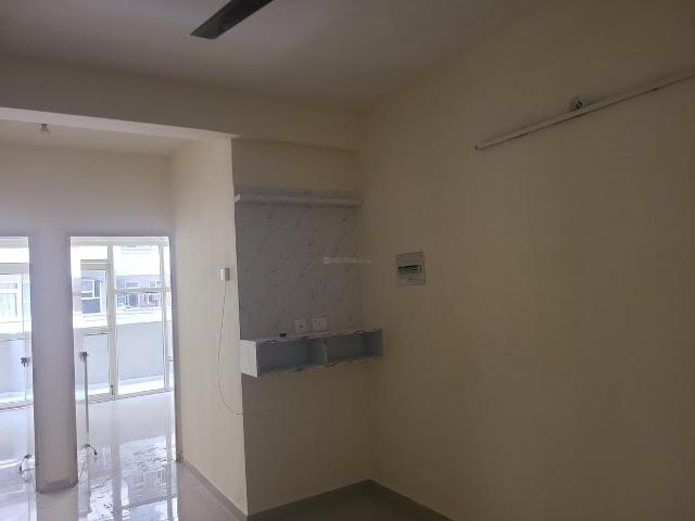 2 BHK Apartment in Sector 85 for resale Gurgaon. The reference number is 20212445