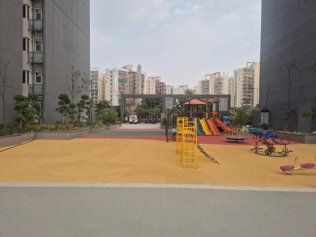 2 BHK Apartment in Sector 85 for resale Gurgaon. The reference number is 20315774